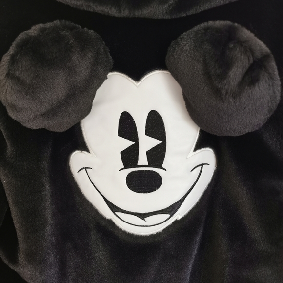 RARE XL Mickey Mouse Faux Fur Cropped Jacket from Cakeworthy - Picture 7 of 8